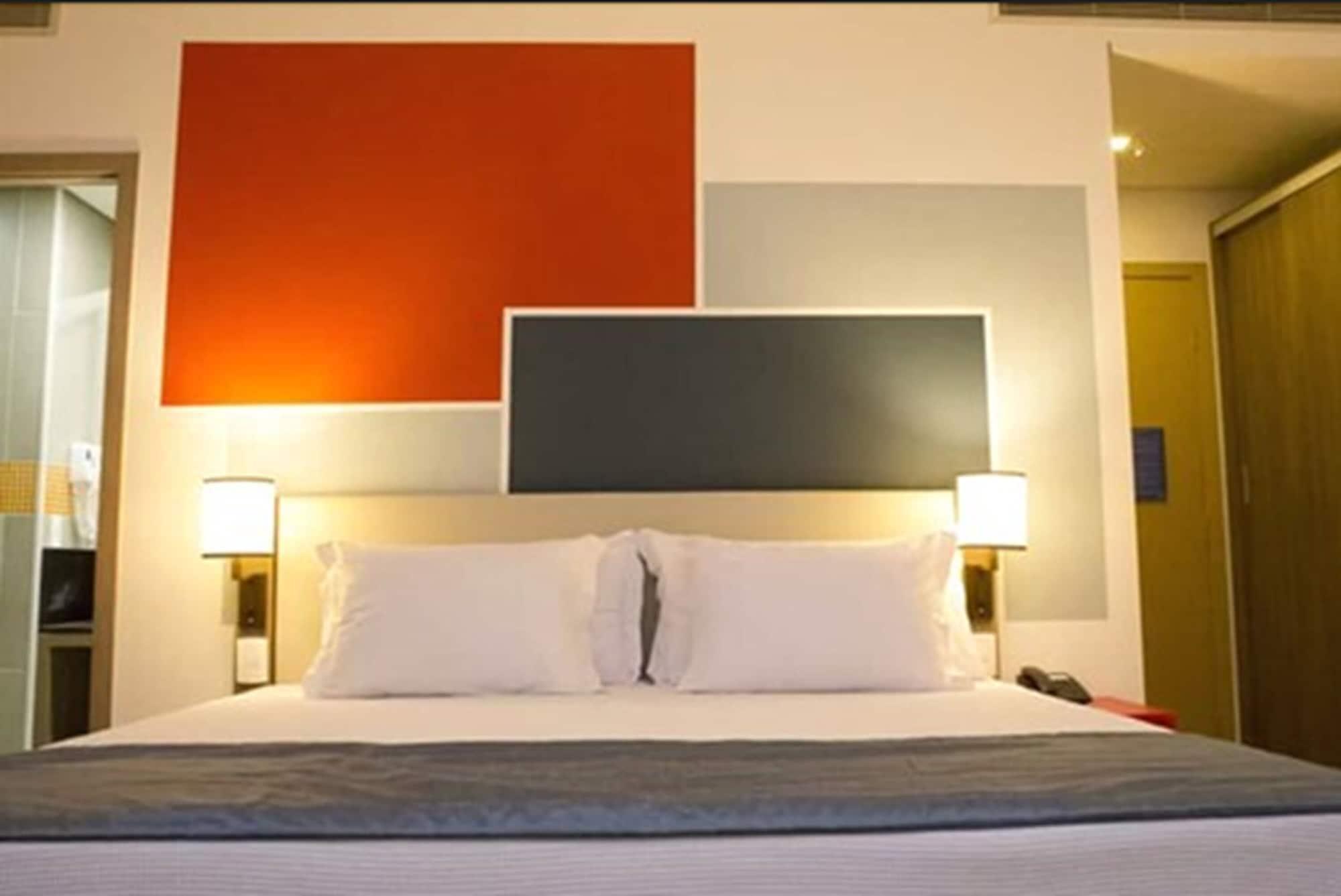 Hotel Tryp By Wyndham Ribeirão Preto Exterior foto A room at the hotel