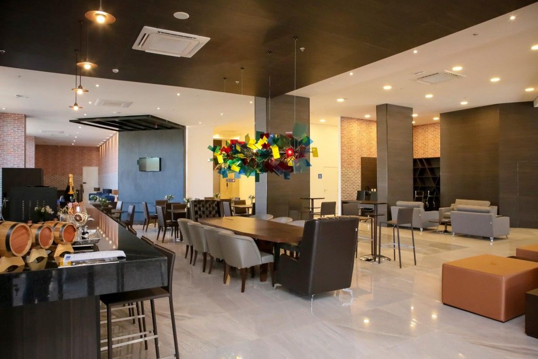 Hotel Tryp By Wyndham Ribeirão Preto Exterior foto The lobby of the hotel